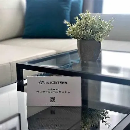 Xvi Morales & Arnal 에스테포나